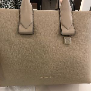 Michael Kors New Women’s Purse